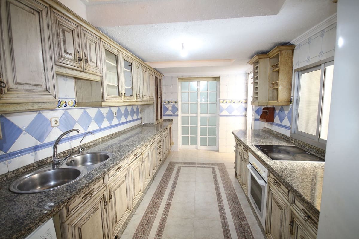 4 chambre Appartement à vendre à Malaga ville avec garage - 420 000 € (Ref: 9891129)