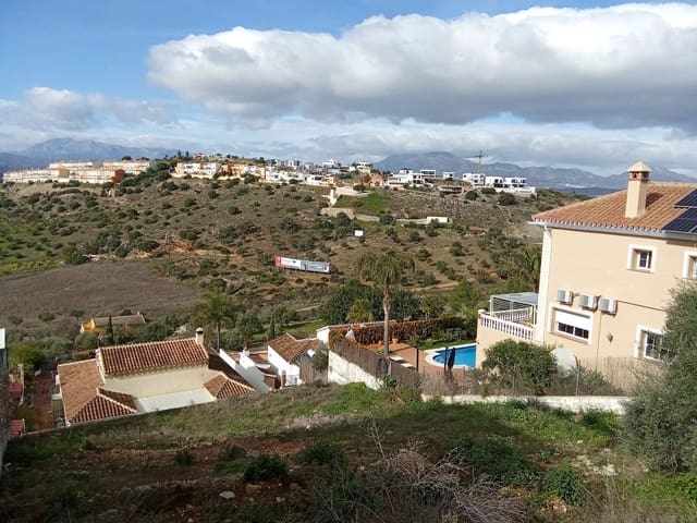 Building Plot for sale in Coín - € 94,000 (Ref: 9902302)