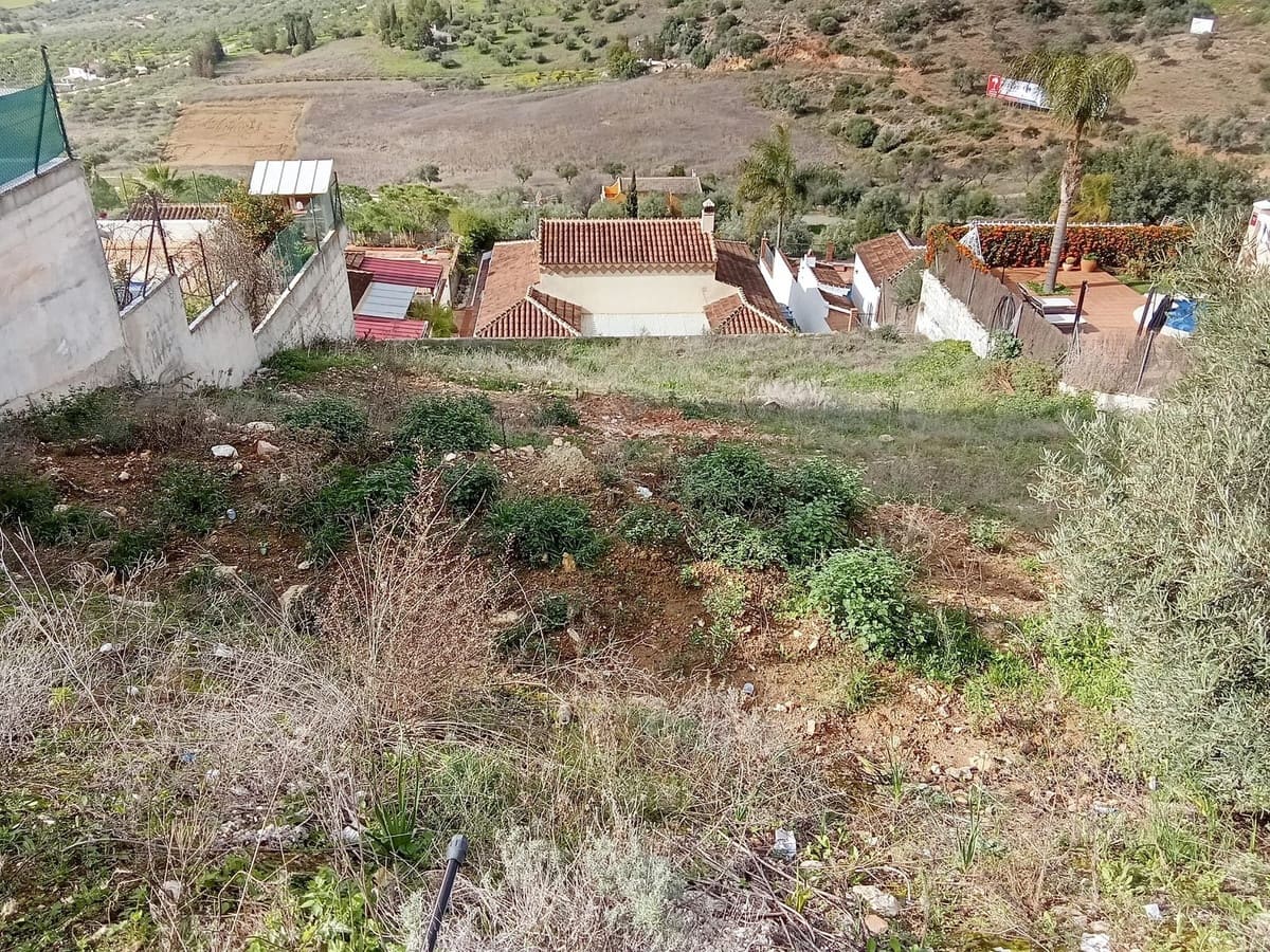 Building Plot for sale in Coin - € 94,000 (Ref: 9902302)