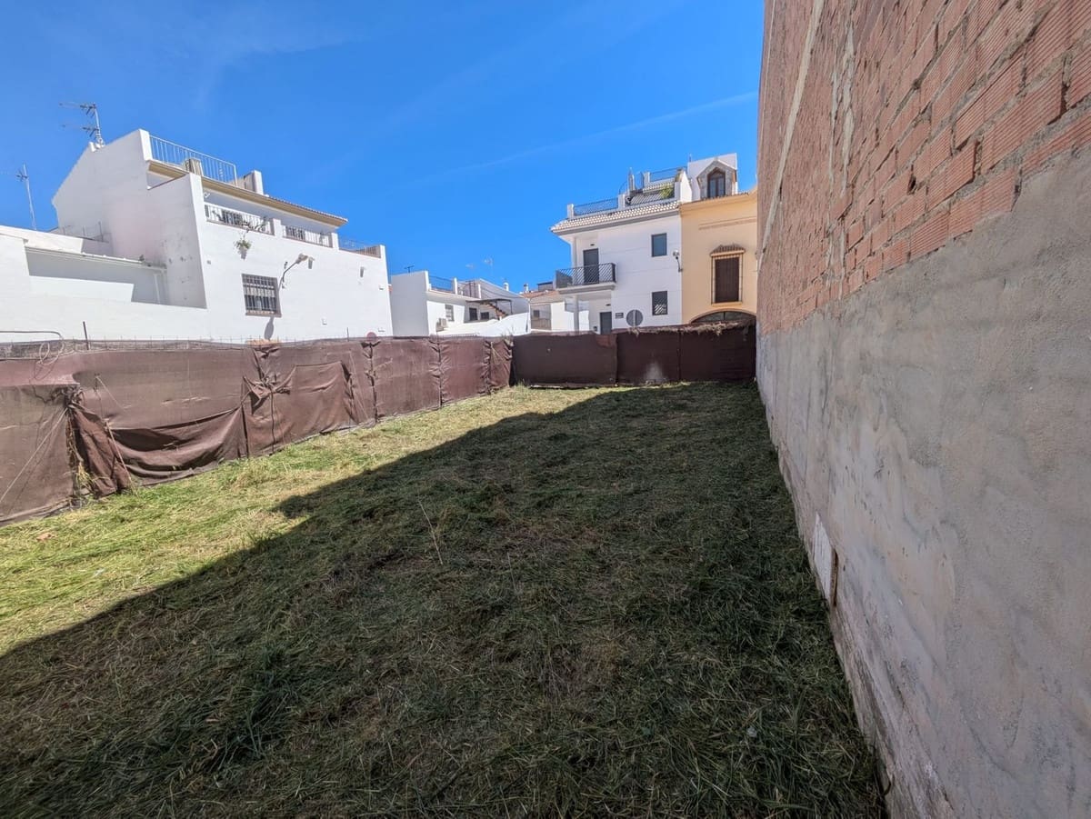 Byggegrund til salg i Alhaurin el Grande - € 130.000 (Ref: 9902405)