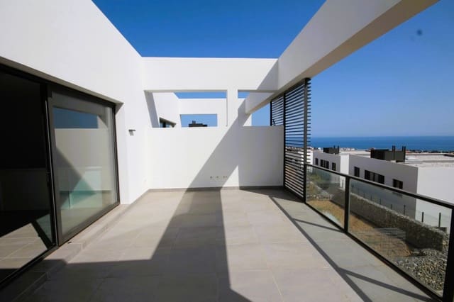 3 camera da letto Villetta Bifamiliare in vendita in Riviera del Sol, Mijas con piscina garage - 605.000 € (Rif: 9905004)
