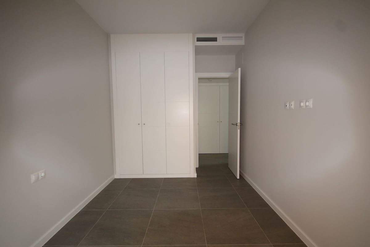 3 camera da letto Villetta Bifamiliare in vendita in Riviera del Sol con piscina garage - 605.000 € (Rif: 9905004)