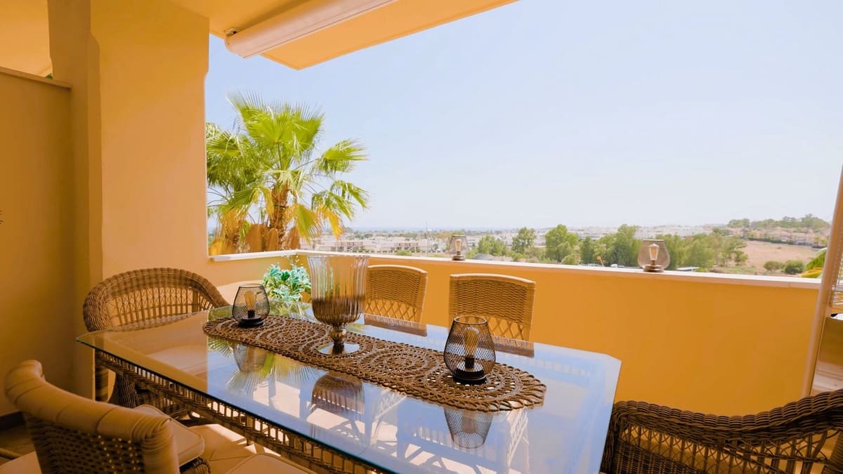 3 chambre Appartement à vendre à Nueva Andalucia avec piscine garage - 845 000 € (Ref: 9905140)