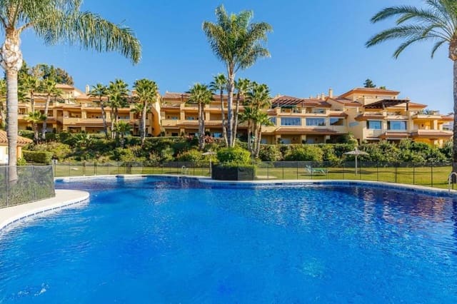 3 chambre Appartement à vendre à Rodeo Alto - Guadaiza - La Campana, Marbella avec piscine garage - 845 000 € (Ref: 9905140)