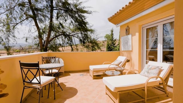 3 chambre Appartement à vendre à Rodeo Alto - Guadaiza - La Campana, Marbella avec piscine garage - 845 000 € (Ref: 9905140)