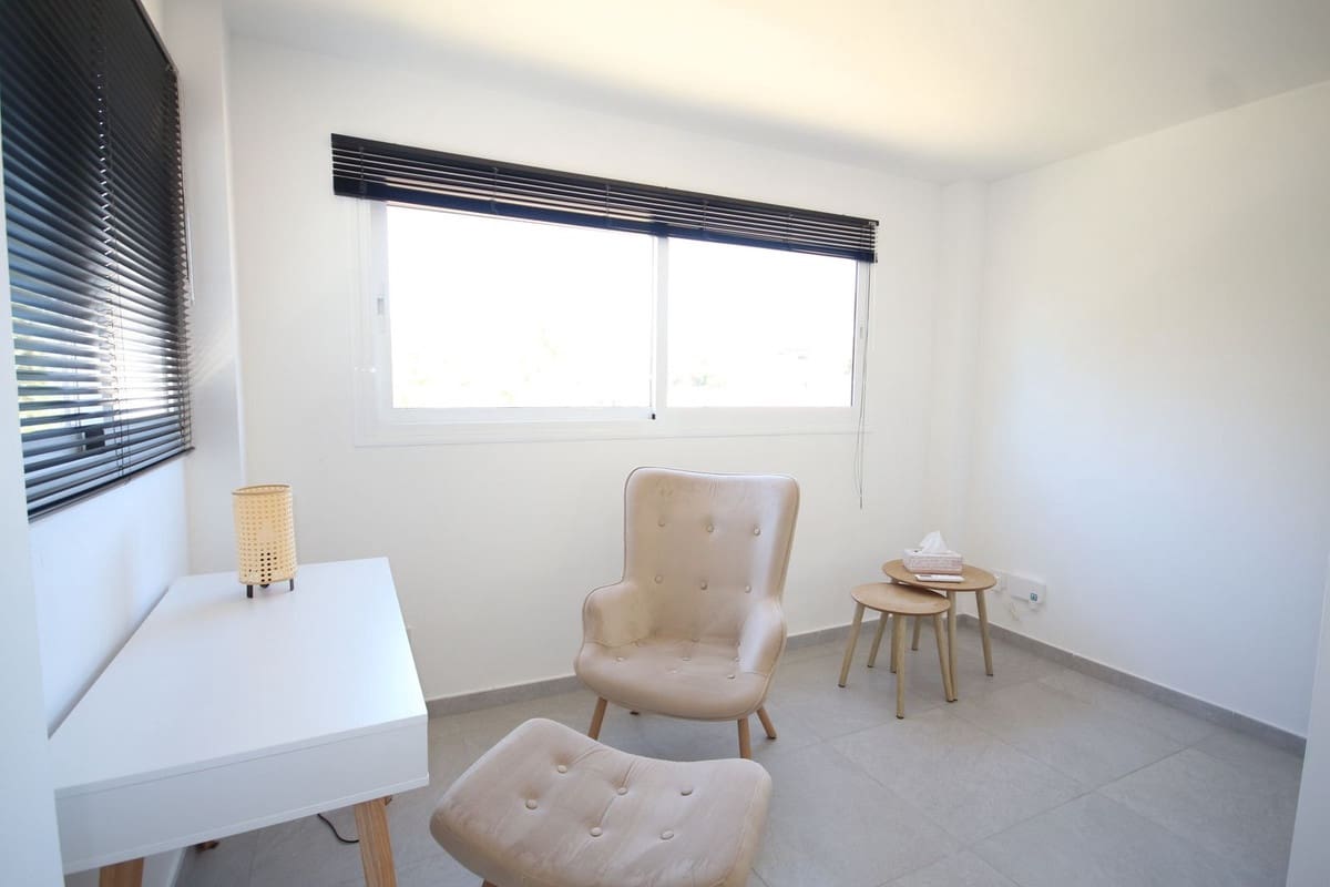 3 Zimmer Penthouse zu verkaufen in Elviria mit Pool Garage - 450.000 € (Ref: 9918664)