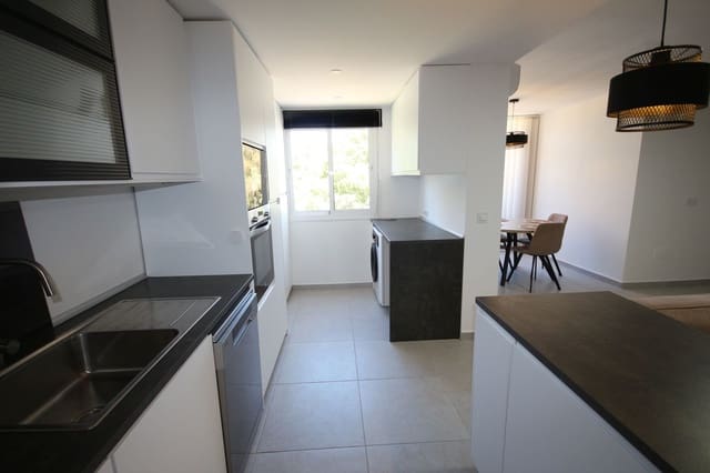 3 slaapkamer Penthouse te huur in Elviria, Marbella met zwembad garage - € 2.500 (Ref: 9918667)