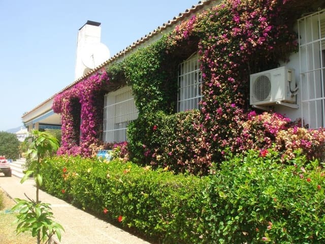 Solar/Parcela en Valdeolletas - Las Cancelas - Xarblanca, Marbella en venta - 1.750.000 € (Ref: 9922804)
