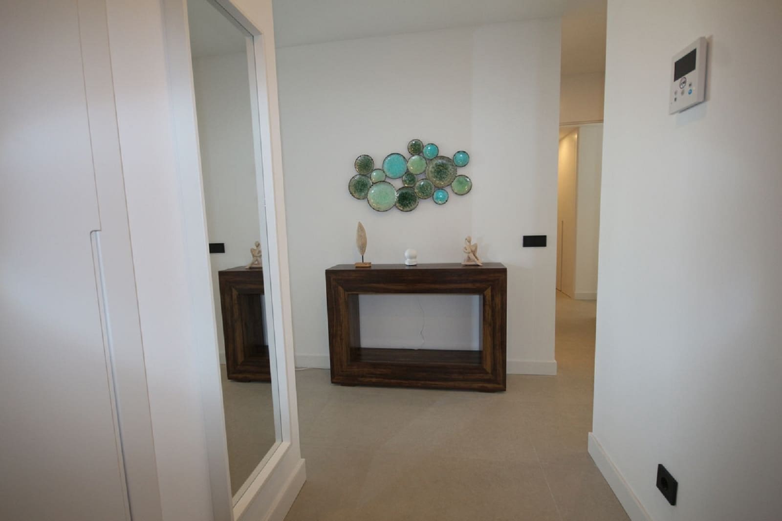 3 quarto Apartamento para arrendar em Los Monteros com piscina garagem - 3 750 € (Ref: 9925203)