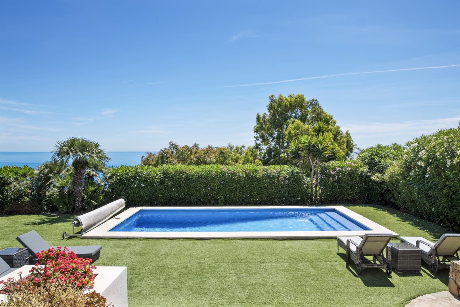 4 slaapkamer Villa te koop in Manilva met zwembad garage - € 1.499.000 (Ref: 9964399)