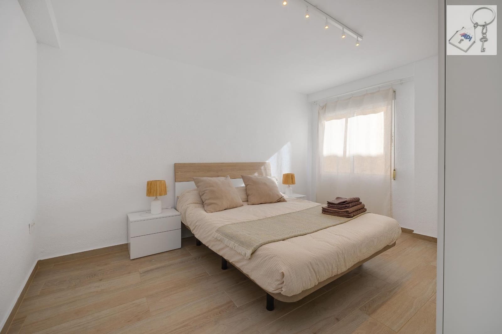 Apartamento de 3 habitaciones en Torrevieja en venta - 220.000 € (Ref: 10010243)