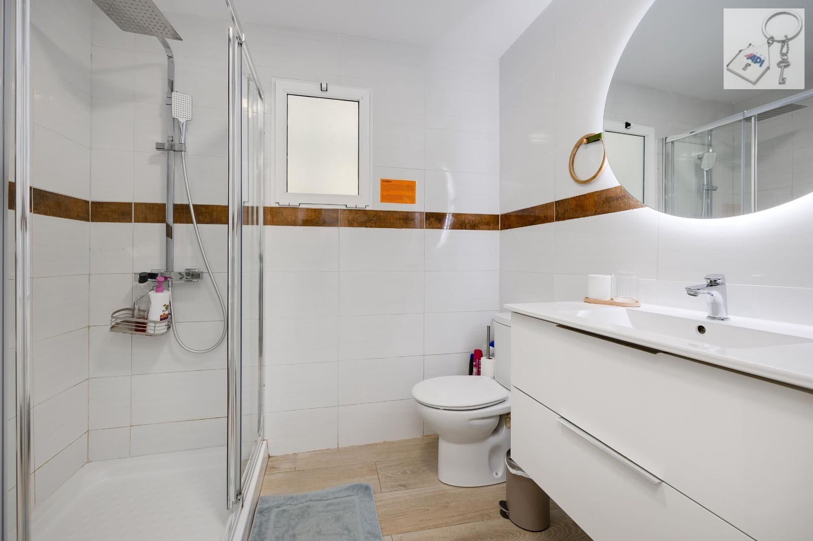 Apartamento de 3 habitaciones en Torrevieja en venta - 220.000 € (Ref: 10010243)