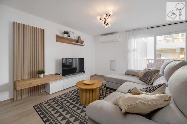 Apartamento de 3 habitaciones en Torrevieja en venta - 220.000 € (Ref: 10010243)