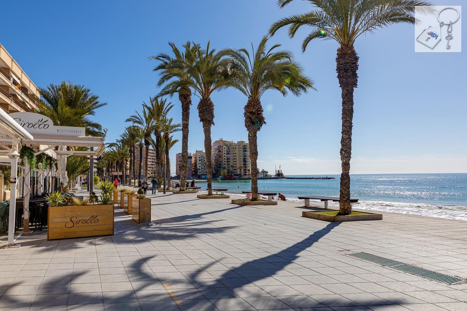 Apartamento de 3 habitaciones en Torrevieja en venta - 220.000 € (Ref: 10010243)