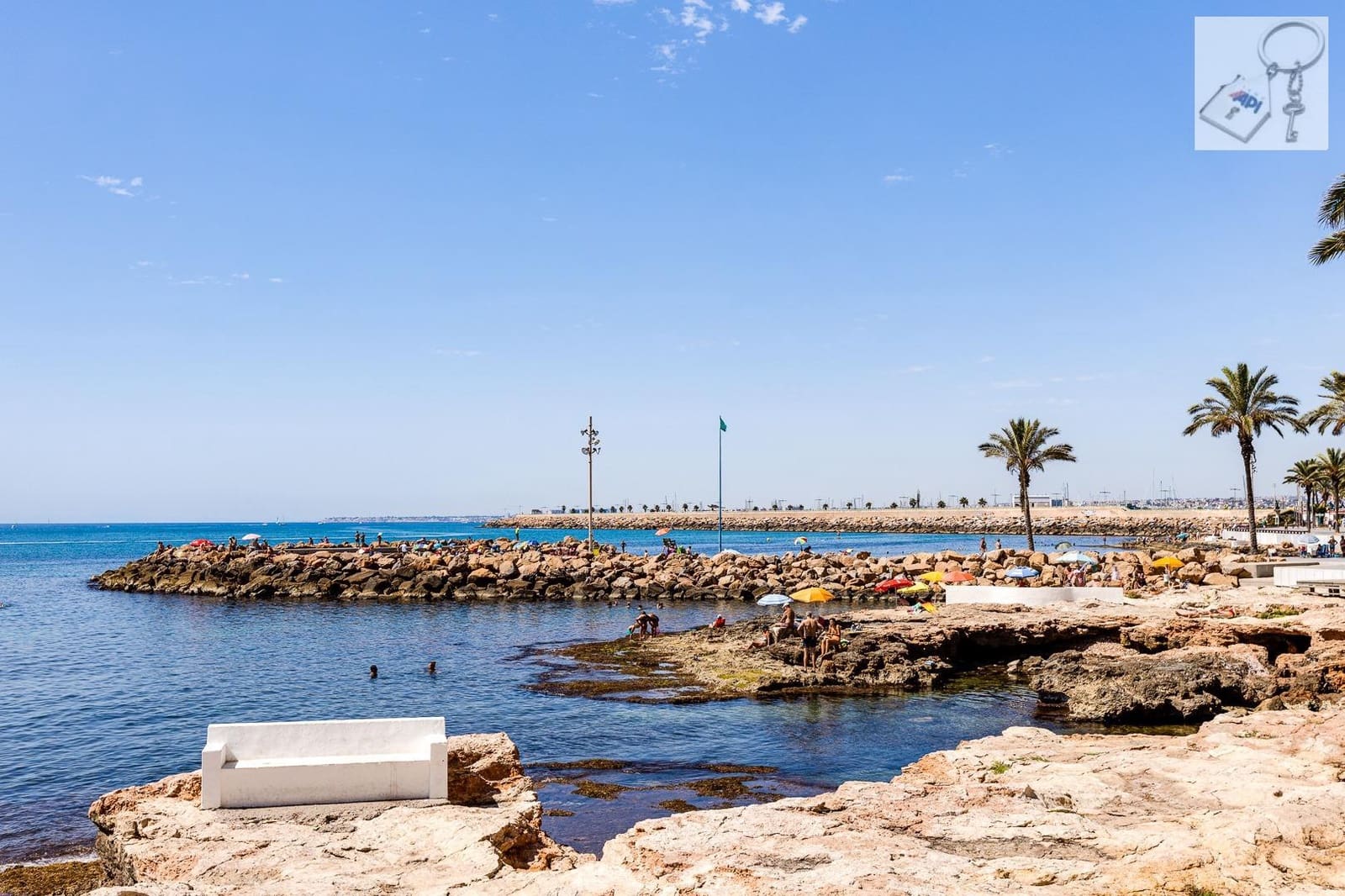 Apartamento de 3 habitaciones en Torrevieja en venta - 220.000 € (Ref: 10010243)