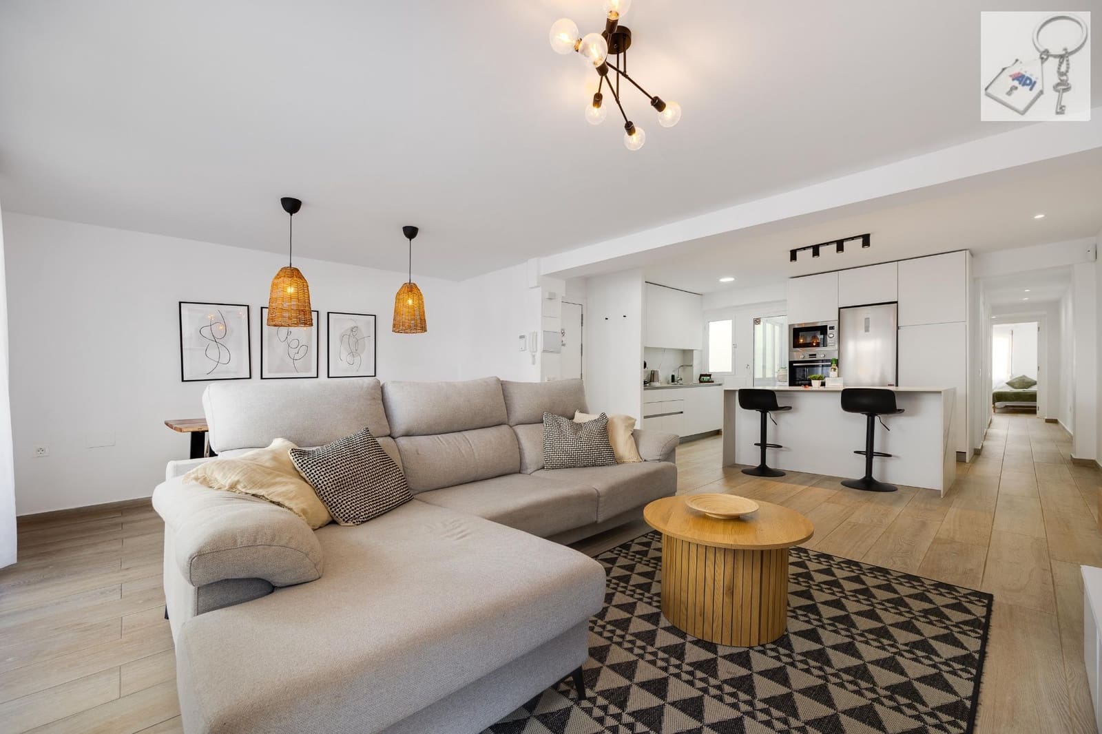Apartamento de 3 habitaciones en Torrevieja en venta - 220.000 € (Ref: 10010243)