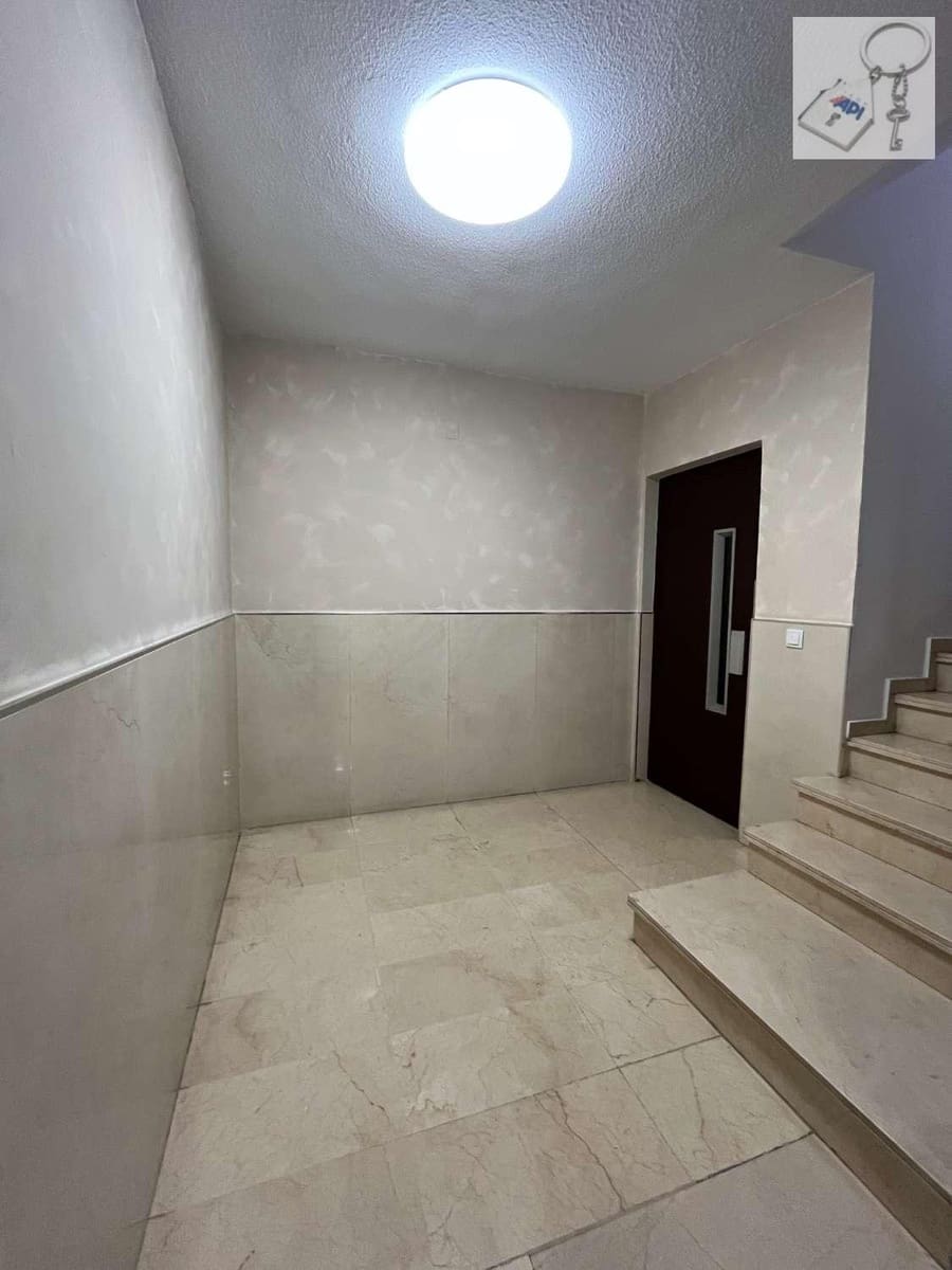 4 bedroom Beach Apartment for sale in Torrevieja - € 259,000 (Ref: 10012798)
