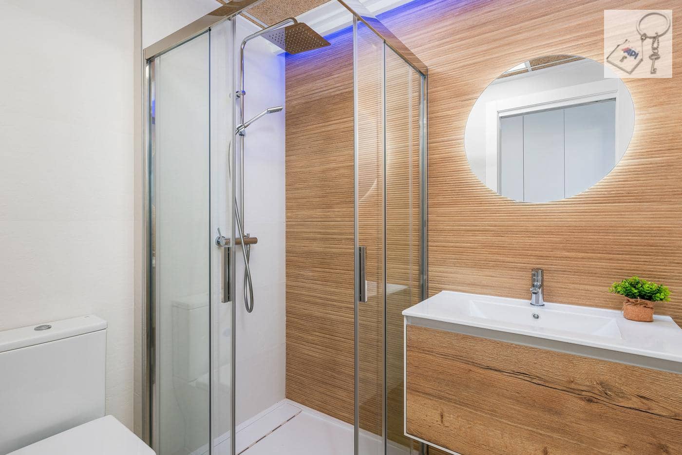 3 slaapkamer Strandappartement te koop in Torrevieja met zwembad garage - € 310.000 (Ref: 10021946)