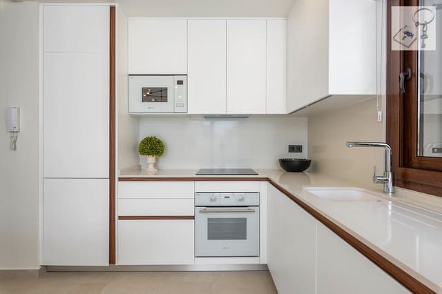 3 chambre Appartement de Plage à vendre à Torrevieja avec piscine garage - 330 000 € (Ref: 10021947)