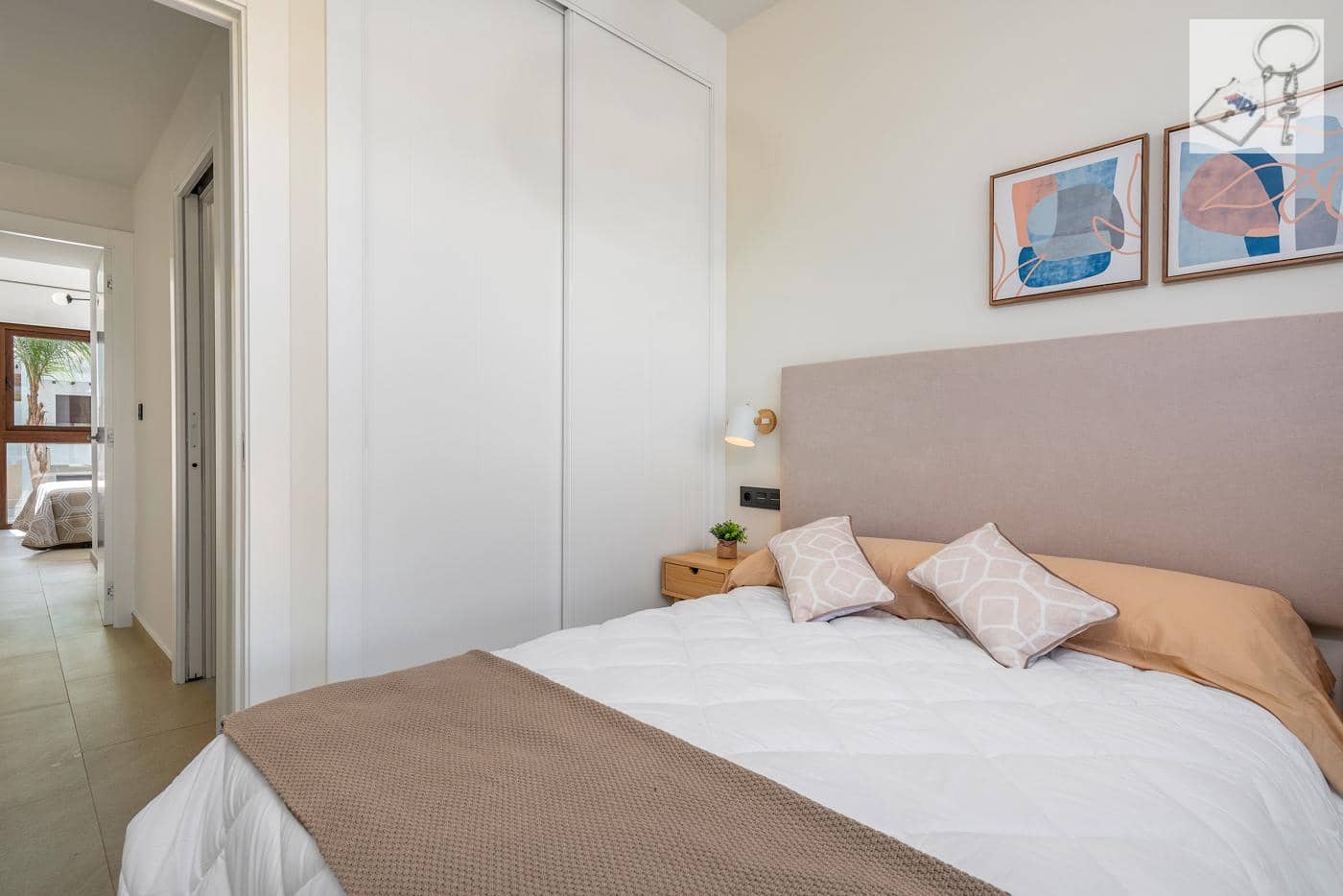 3 sypialnia Apartament przy plaży na sprzedaż w Torrevieja z basenem garażem - 330 000 € (Ref: 10021947)