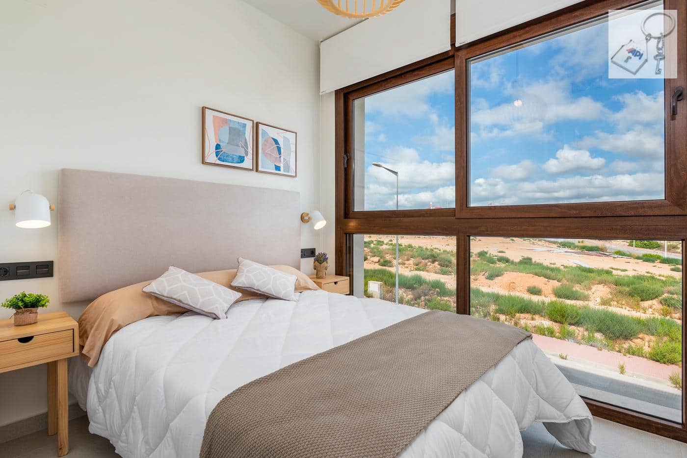 3 sypialnia Apartament przy plaży na sprzedaż w Torrevieja z basenem garażem - 330 000 € (Ref: 10021947)