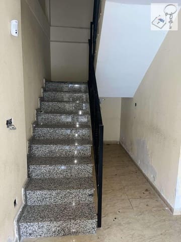 Piso de 3 habitaciones en Crevillente / Crevillent en venta - 80.000 € (Ref: 10057954)