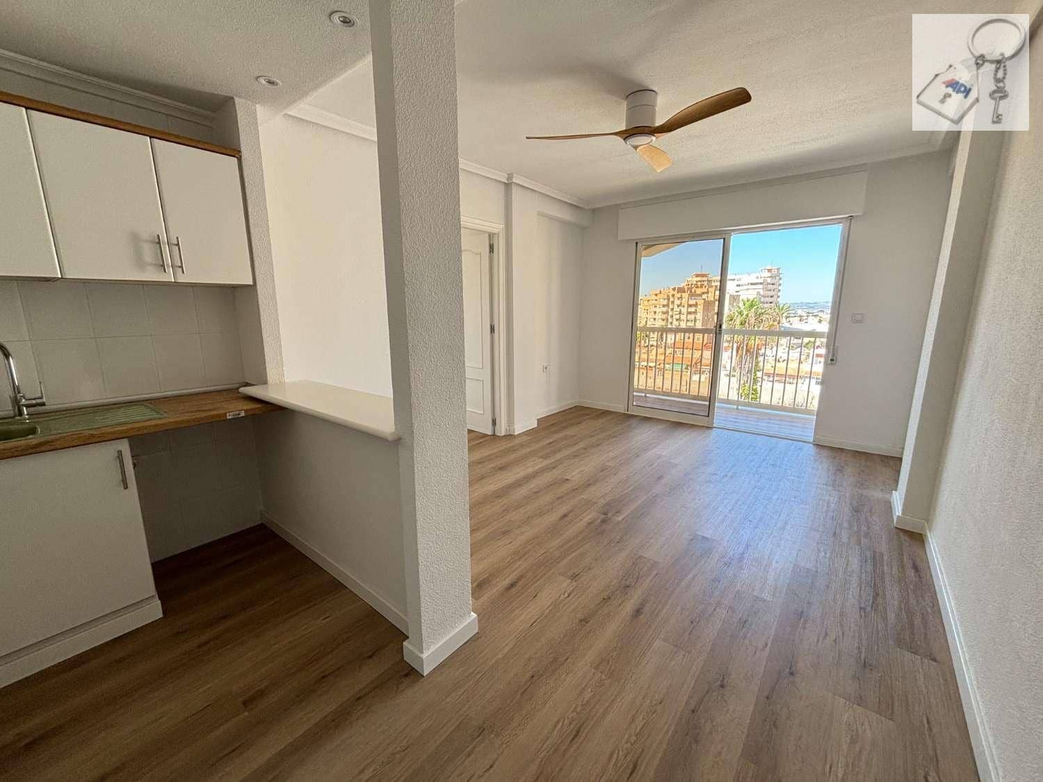 1 camera da letto Appartamento in vendita in Torrevieja con piscina - 129.500 € (Rif: 10074882)
