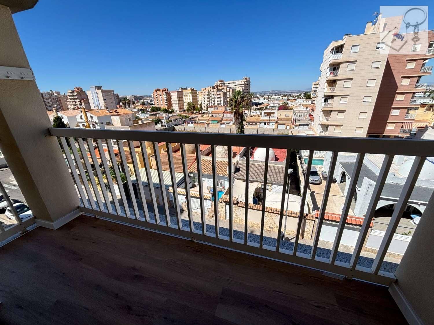 1 camera da letto Appartamento in vendita in Torrevieja con piscina - 129.500 € (Rif: 10074882)