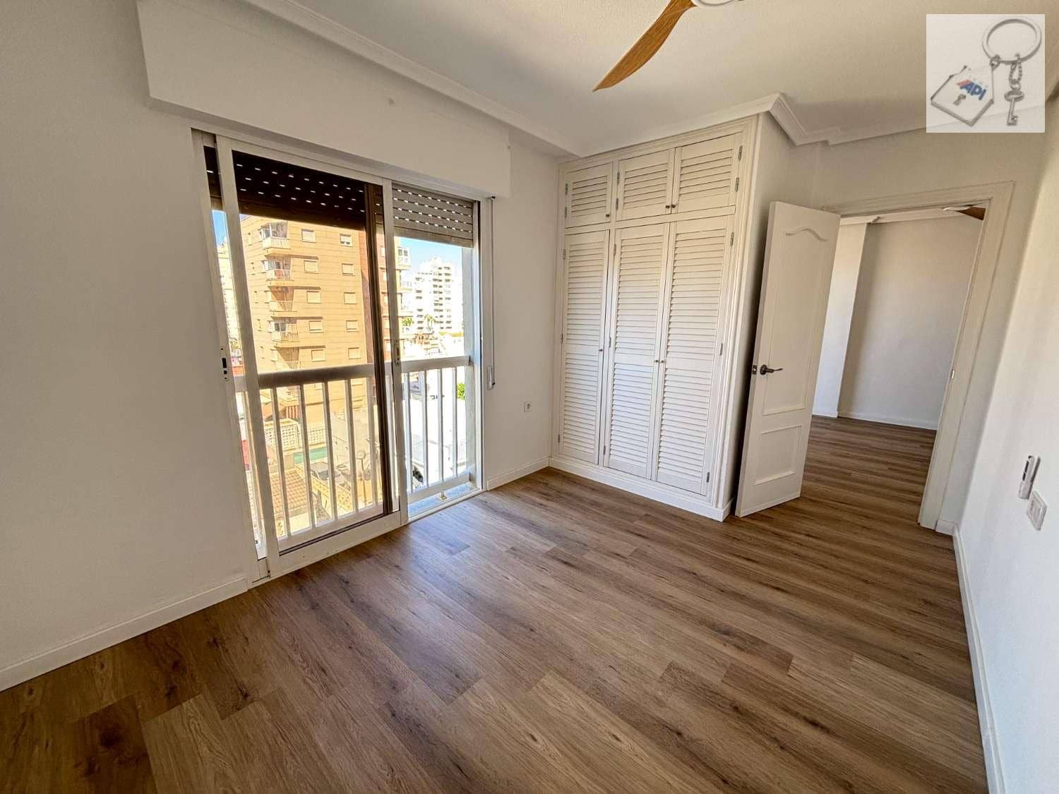1 camera da letto Appartamento in vendita in Torrevieja con piscina - 129.500 € (Rif: 10074882)