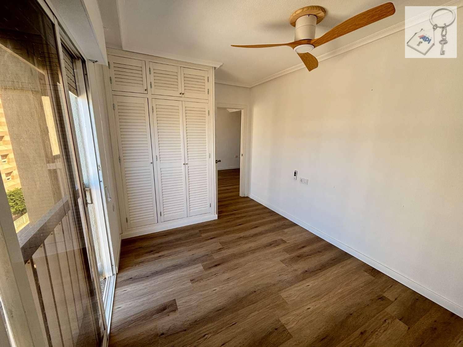 1 camera da letto Appartamento in vendita in Torrevieja con piscina - 129.500 € (Rif: 10074882)