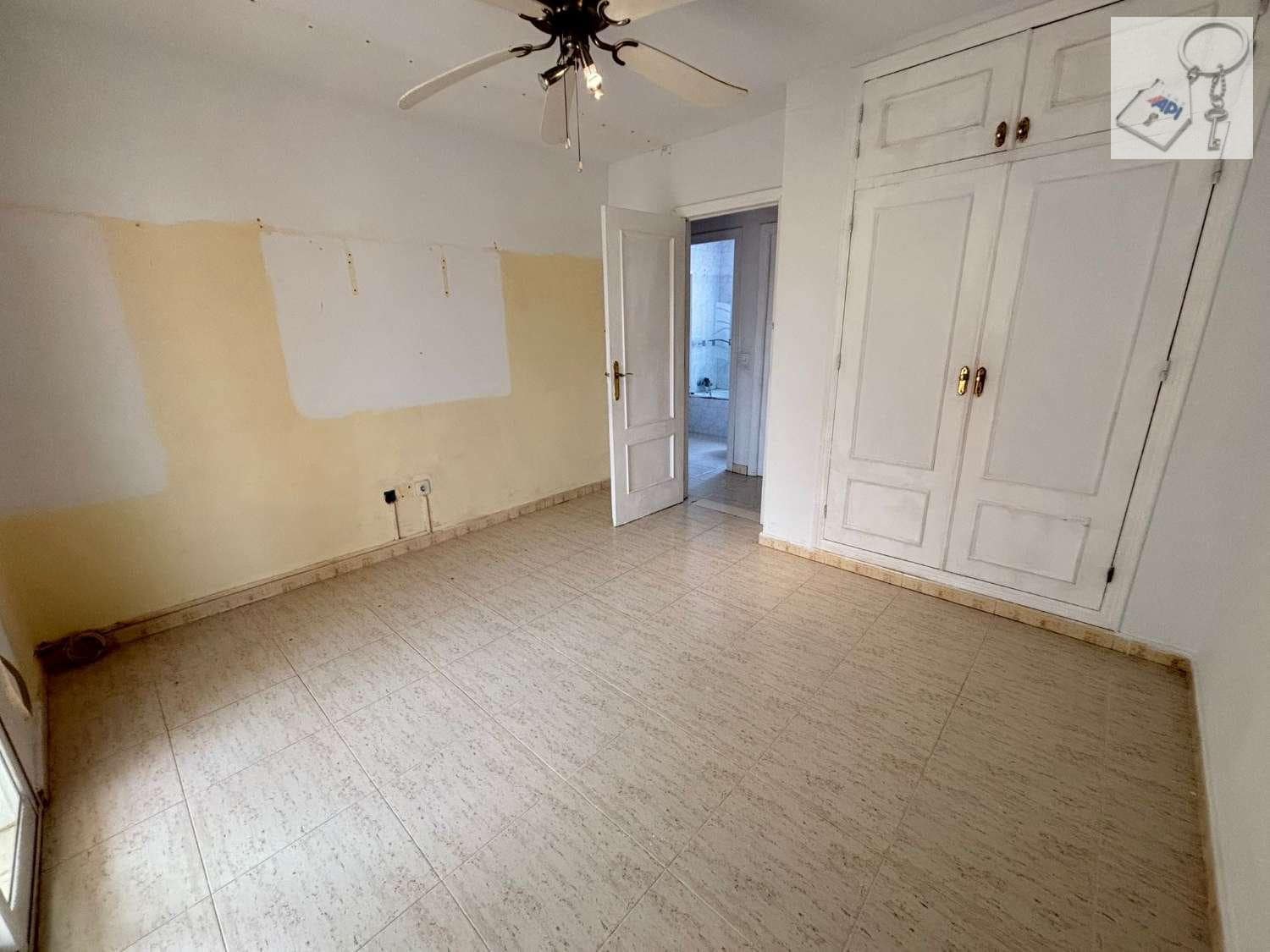 3 soverom Leilighet til salgs i El Chaparral med svømmebasseng garasje - € 160 000 (Ref: 10108691)
