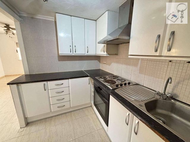 3 soverom Leilighet til salgs i El Chaparral, Torrevieja med svømmebasseng garasje - € 160 000 (Ref: 10108691)