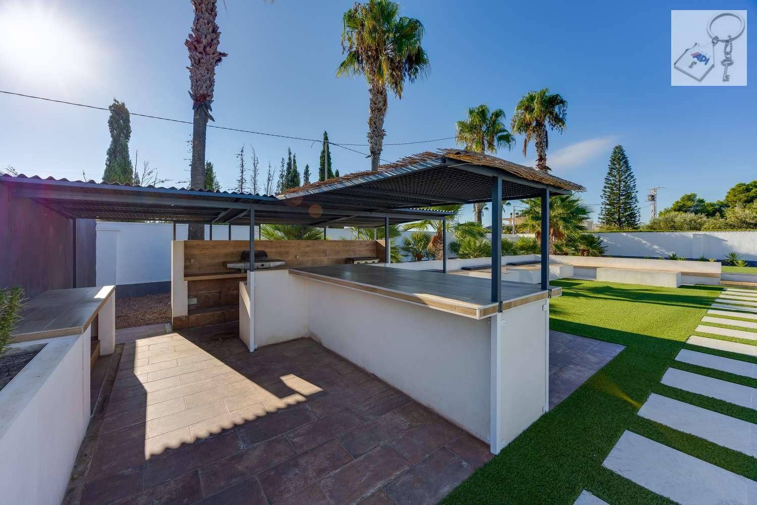 8 chambre Finca/Maison de Campagne à vendre à Los Montesinos avec piscine - 1 250 000 € (Ref: 10123387)