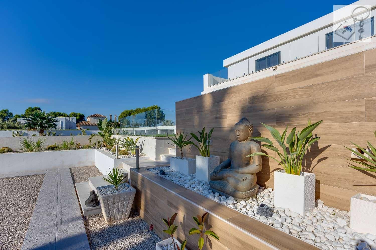 8 chambre Finca/Maison de Campagne à vendre à Los Montesinos avec piscine - 1 250 000 € (Ref: 10123387)