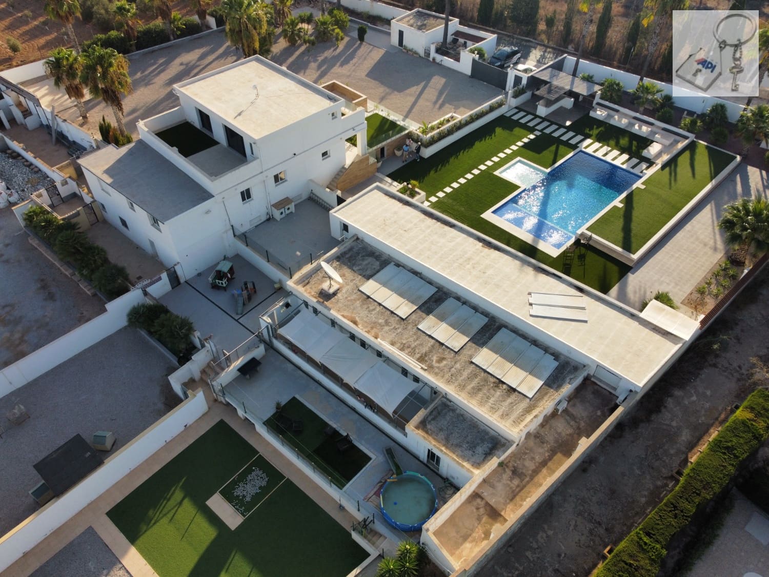 8 chambre Finca/Maison de Campagne à vendre à Los Montesinos avec piscine - 1 250 000 € (Ref: 10123387)