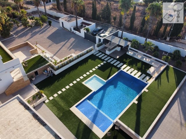 8 slaapkamer Finca/Landhuis te koop in Los Montesinos met zwembad - € 1.100.000 (Ref: 10123387)