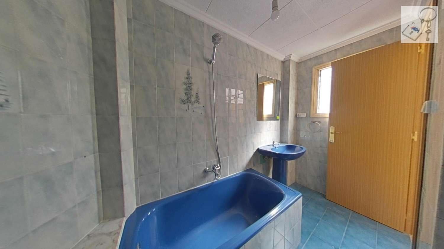 3 soverom Leilighet til salgs i Elche / Elx - € 70 000 (Ref: 10127645)