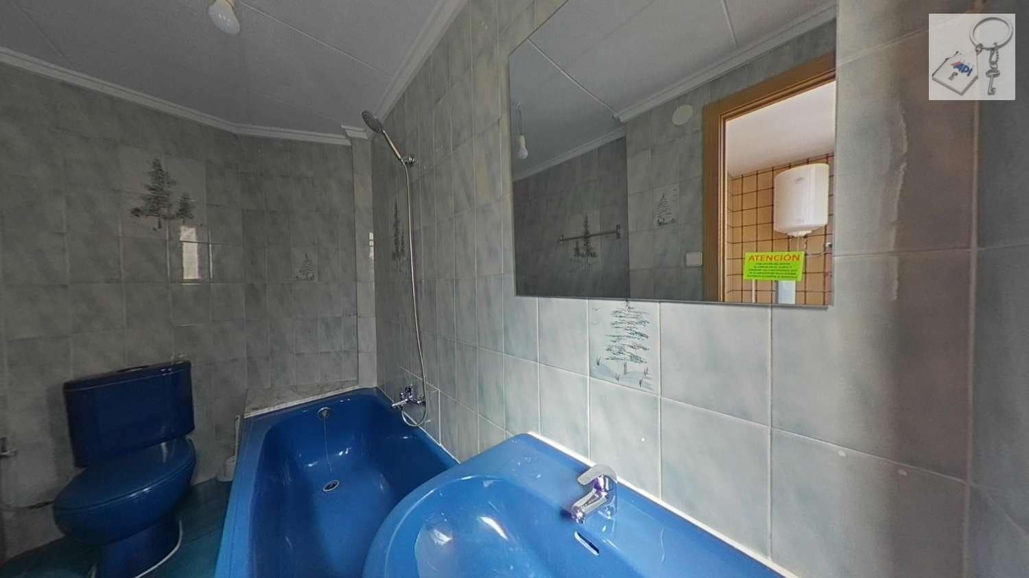3 soverom Leilighet til salgs i Elche / Elx - € 70 000 (Ref: 10127645)