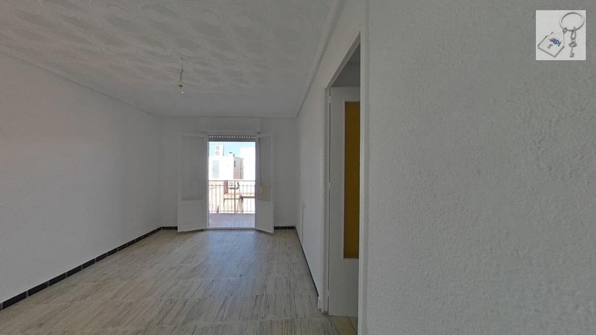 4 soverom Leilighet til salgs i Elche / Elx - € 81 600 (Ref: 10127646)