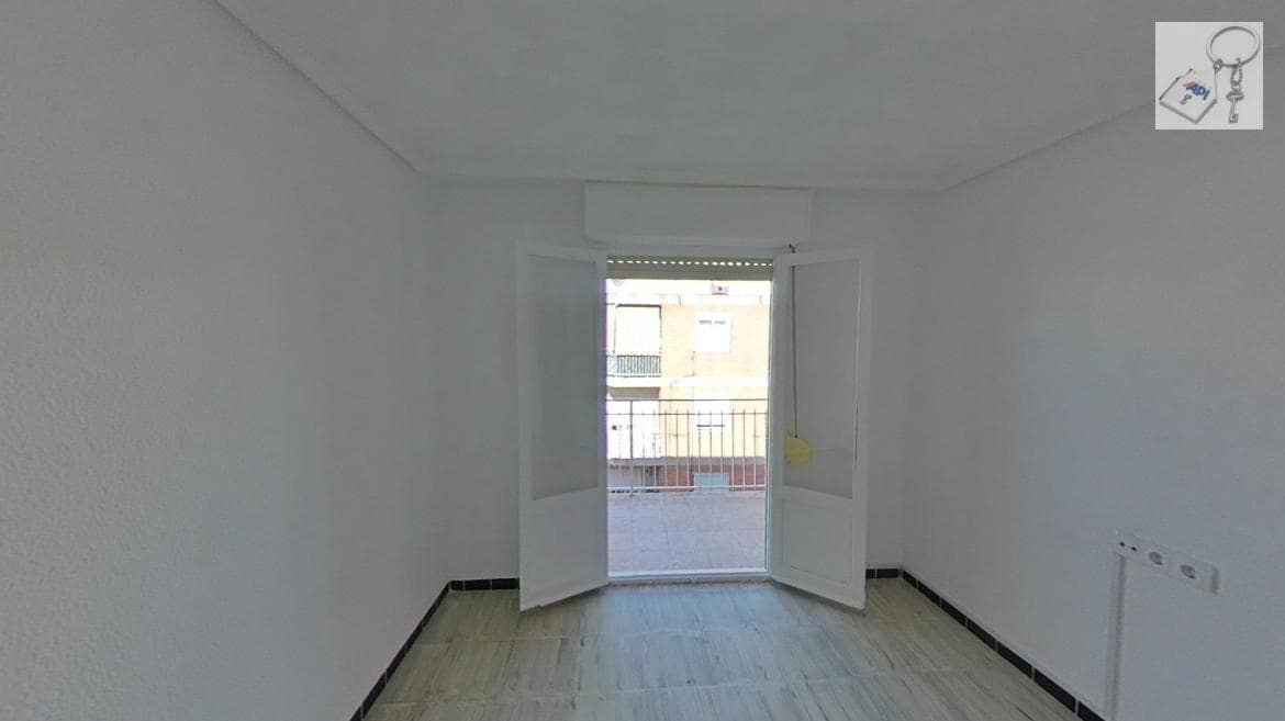 4 soverom Leilighet til salgs i Elche / Elx - € 81 600 (Ref: 10127646)