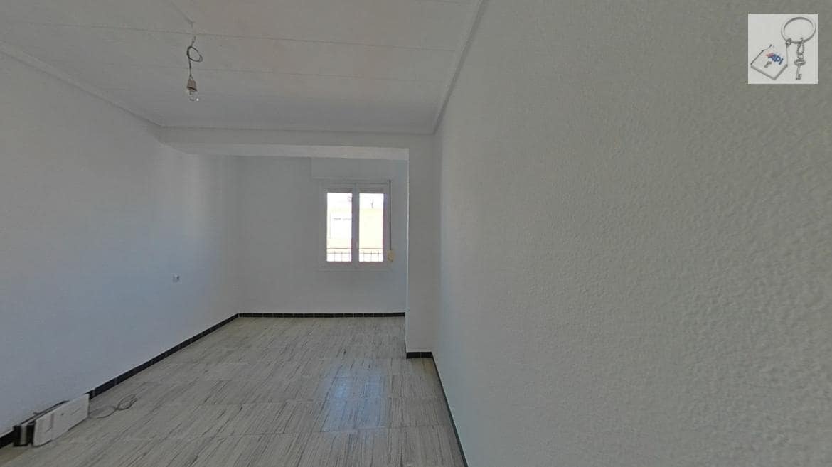 4 soverom Leilighet til salgs i Elche / Elx - € 81 600 (Ref: 10127646)
