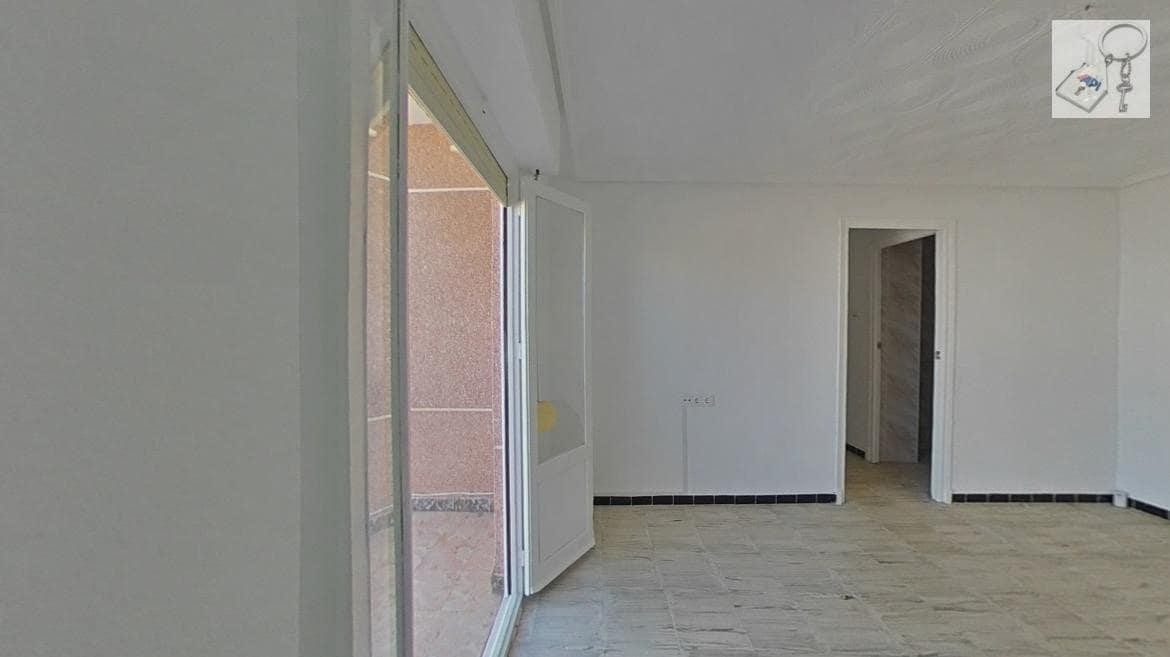 4 soverom Leilighet til salgs i Elche / Elx - € 81 600 (Ref: 10127646)
