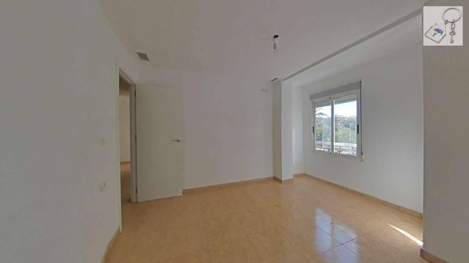 3 slaapkamer Appartement te koop in Elche / Elx - € 101.100 (Ref: 10127648)