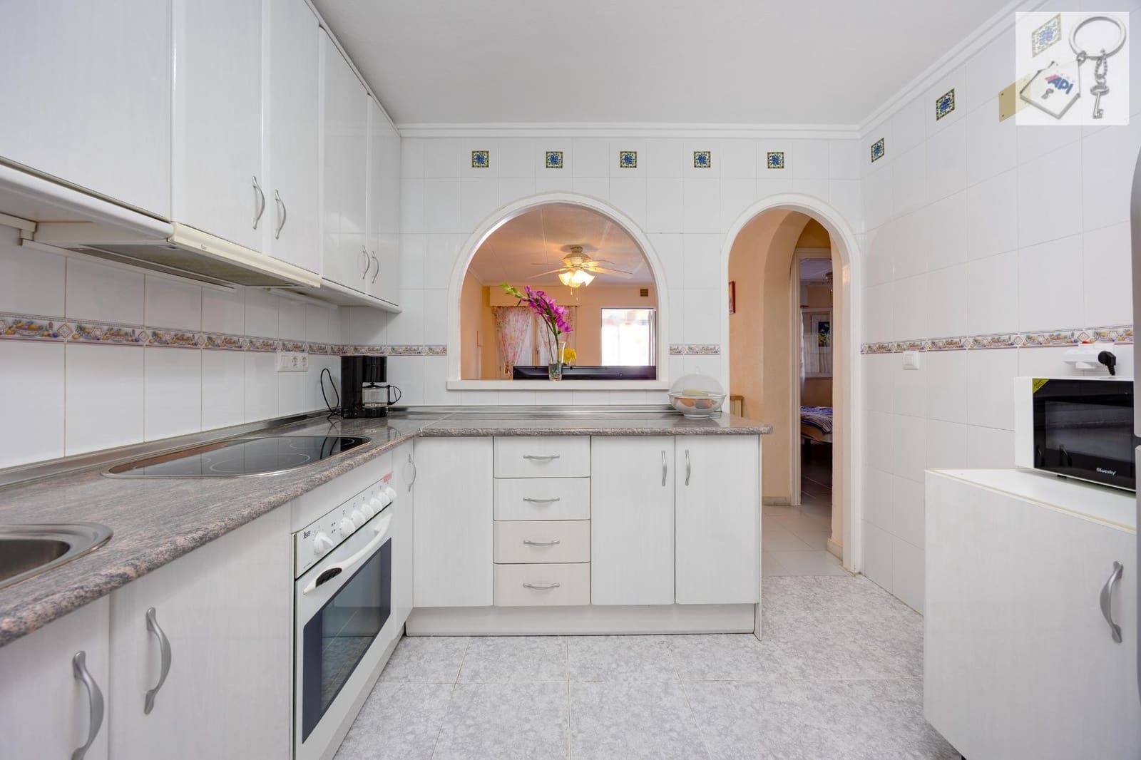 2 makuuhuone Bungalow myytävänä paikassa Torrevieja - 115 000 € (Ref: 10127649)