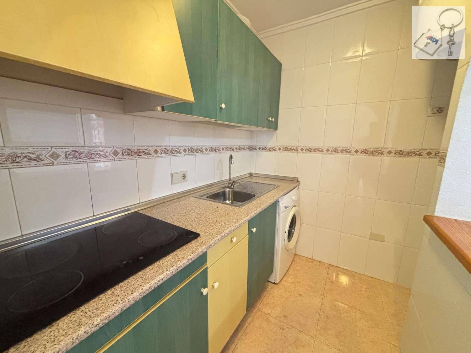 1 camera da letto Appartamento sulla Spiaggia in vendita in Torrevieja con piscina - 124.000 € (Rif: 10127650)