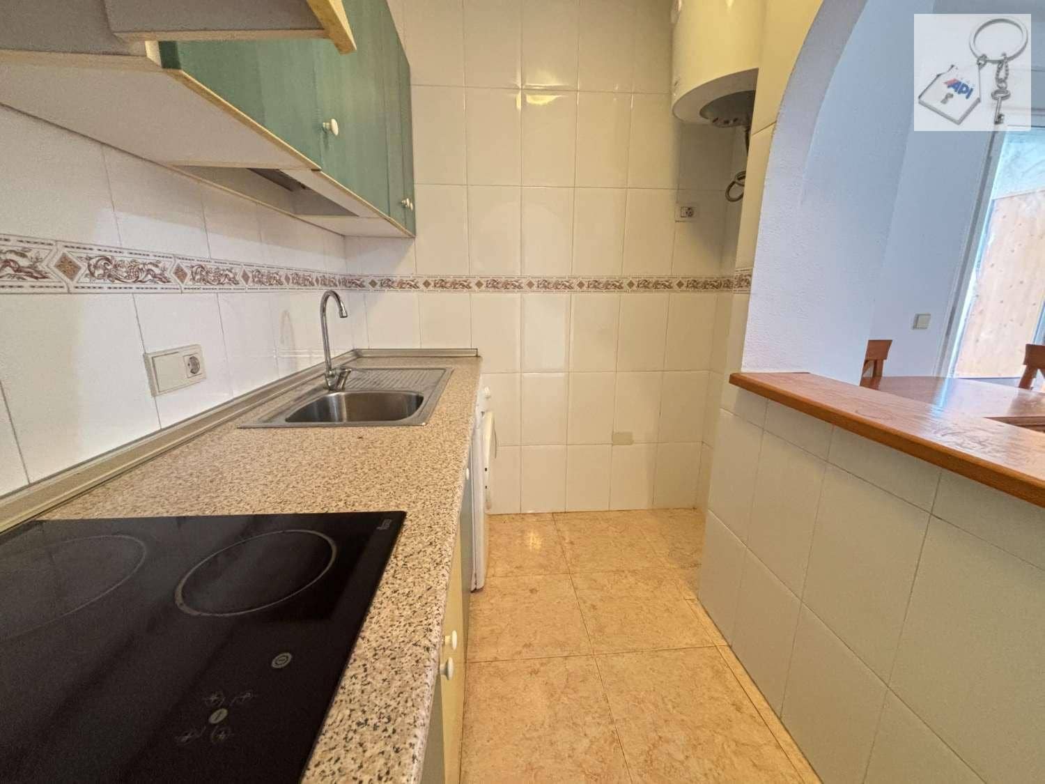 1 camera da letto Appartamento sulla Spiaggia in vendita in Torrevieja con piscina - 124.000 € (Rif: 10127650)