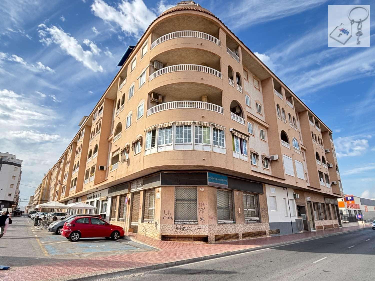 1 camera da letto Appartamento sulla Spiaggia in vendita in Torrevieja con piscina - 124.000 € (Rif: 10127650)
