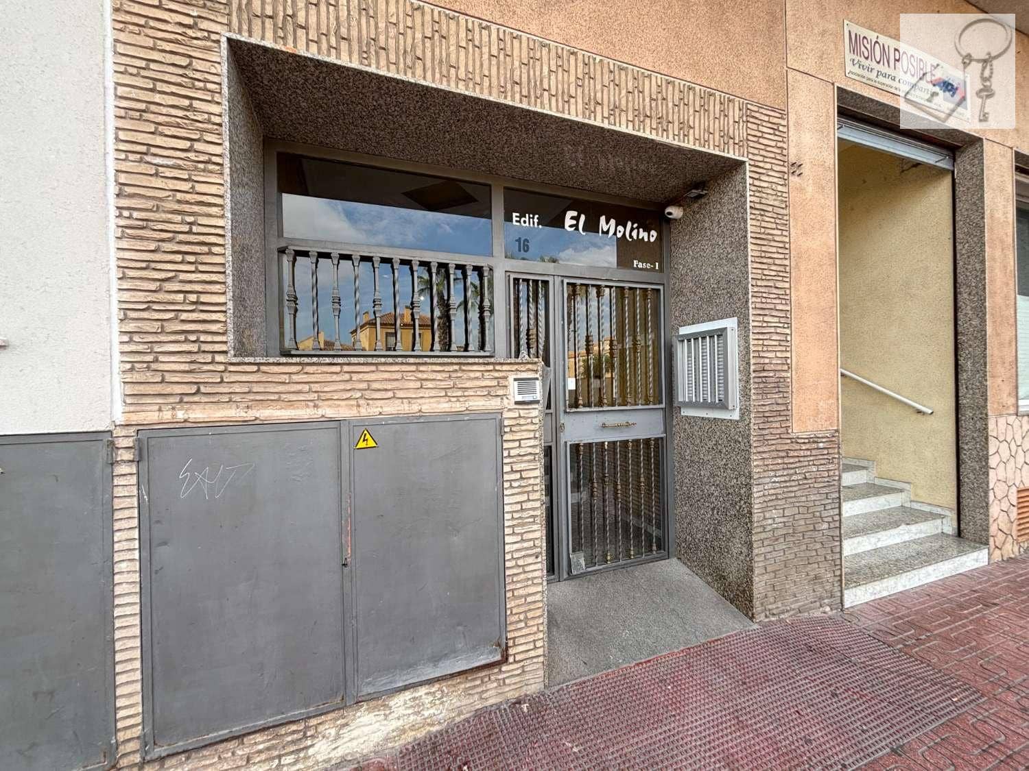 1 camera da letto Appartamento sulla Spiaggia in vendita in Torrevieja con piscina - 124.000 € (Rif: 10127650)