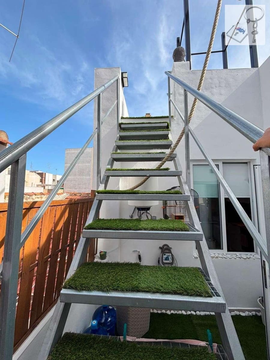 4 Zimmer Haus zu verkaufen in Torrevieja - 299.992 € (Ref: 10139091)