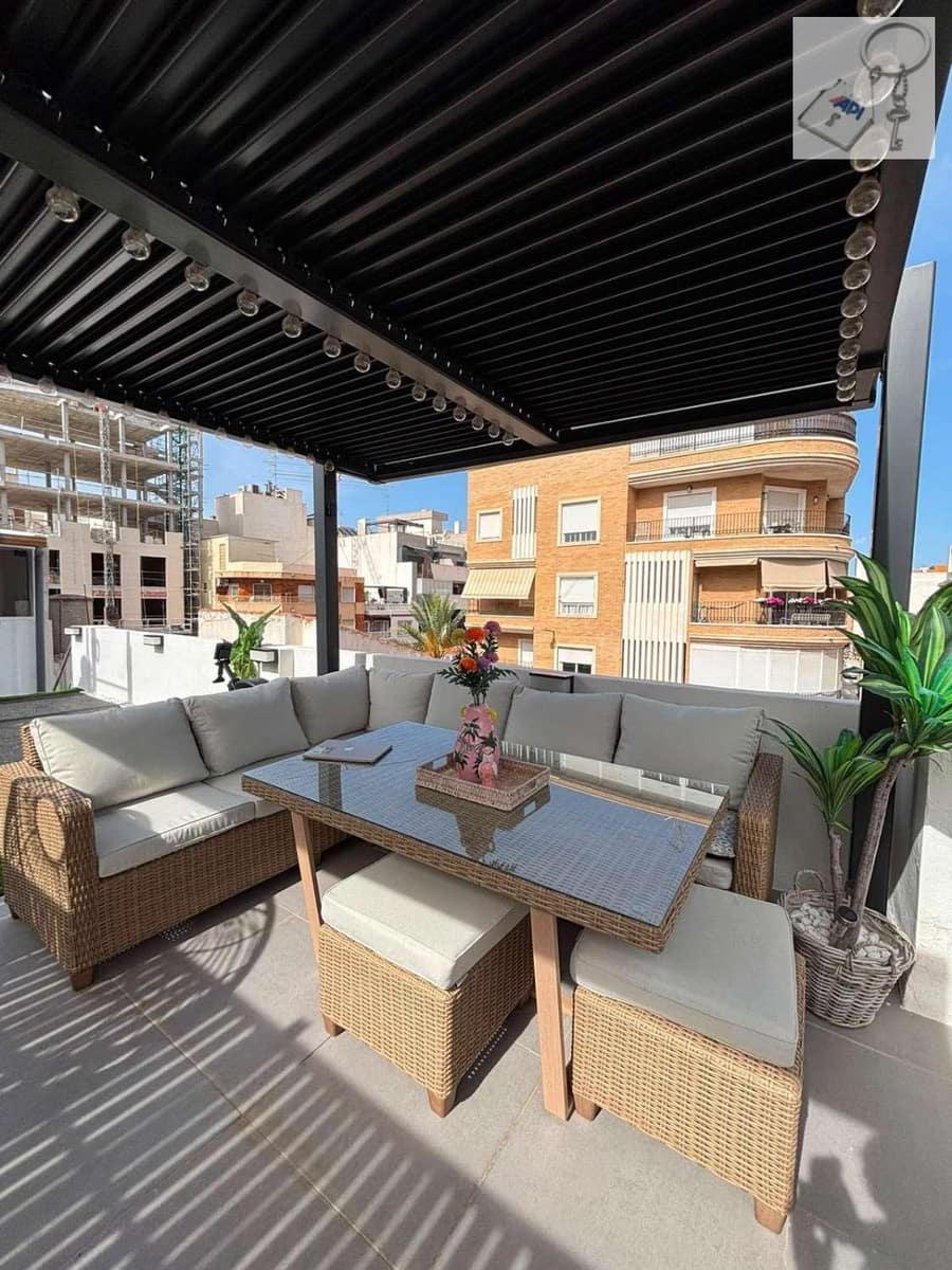 4 Zimmer Haus zu verkaufen in Torrevieja - 299.992 € (Ref: 10139091)